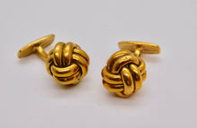 Load image into Gallery viewer, Knot Studs &amp; Cuff Set - Gold Plated